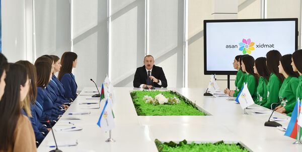 Президент Ильхам Алиев продолжает посещение регионов Азербайджана - Sputnik Азербайджан