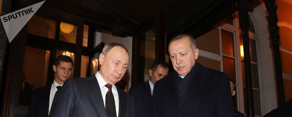 Президент РФ Владимир Путин и президент Турции Реджеп Тайип Эрдоган - Sputnik Азербайджан