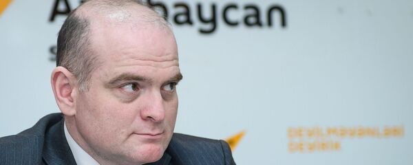 Заместитель директора Русской школы экономики UNEC Эльшад Мамедов - Sputnik Азербайджан