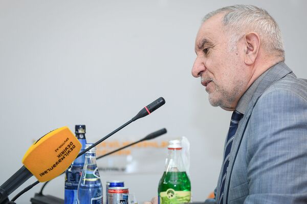 Председатель Союза потребителей Азербайджана Эюб Гусейнов - Sputnik Азербайджан