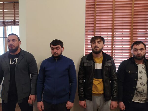 Актуально на Новруз: банда стащила с завода тонны фундука Актуально на Новруз: банда стащила с завода тонны фундука - Sputnik Азербайджан