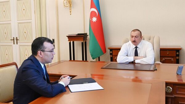 Prezident İlham Əliyev Əmək və Əhalinin Sosial Müdafiəsi naziri Sahil Babayevi qəbul edib - Sputnik Азербайджан