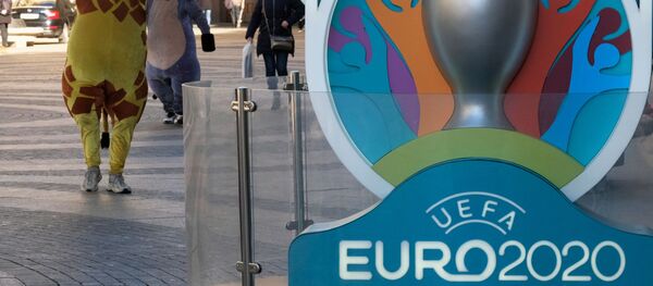 Табло обратного отсчета до чемпионата Европы по футболу 2020 Табло обратного отсчета до чемпионата Европы по футболу 2020 - Sputnik Азербайджан