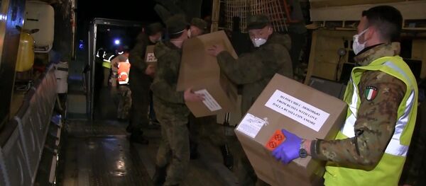 Россия поможет Италии в борьбе с коронавирусом Россия поможет Италии в борьбе с коронавирусом - Sputnik Азербайджан