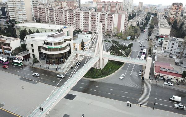 Пешеходный переход на пересечении Московского проспекта и улицы 20 Января  - Sputnik Азербайджан