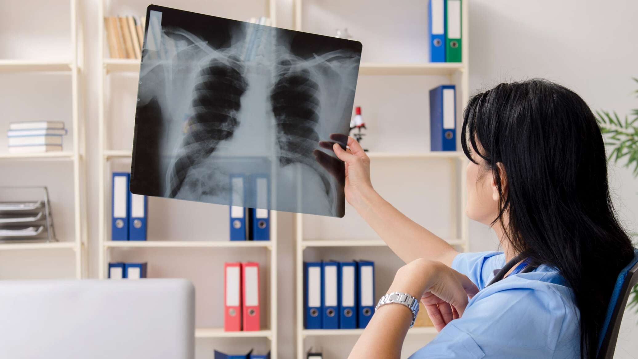 Выявление заболеваний. Флюорография самара. Рентгенография легких. Легкие эксперты. Раковая опухоль легких.