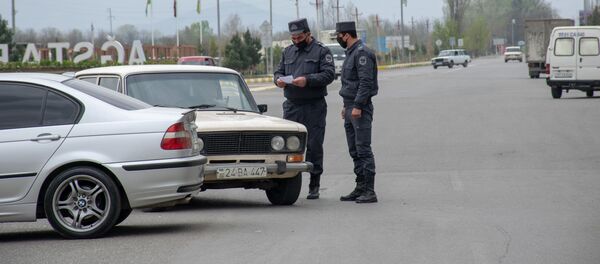Polis əməkdaşları Ağstafada xüsusi rejimə nəzarət edirlər - Sputnik Азербайджан