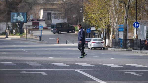 Пешеход, фото из архива - Sputnik Azərbaycan