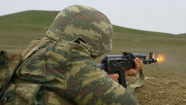 Военнослужащий Азербайджанской армии, фото из архива - Sputnik Azərbaycan