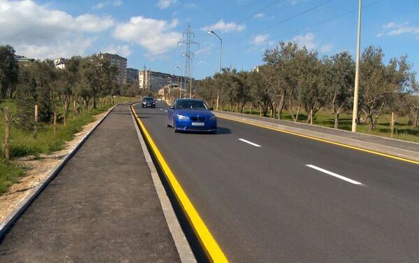 Обновленные дороги в Хатаинском районе столицы - Sputnik Азербайджан