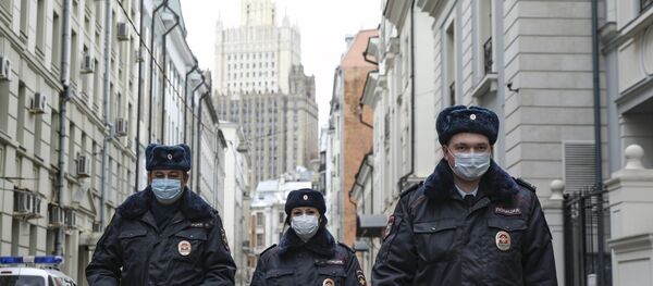 Сотрудники МВД в Москве, фото из архива Сотрудники МВД в Москве, фото из архива - Sputnik Азербайджан