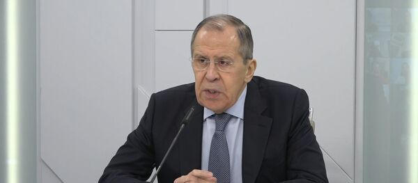 Ошибки будем анализировать потом: Лавров ответил критикам ВОЗ - Sputnik Азербайджан