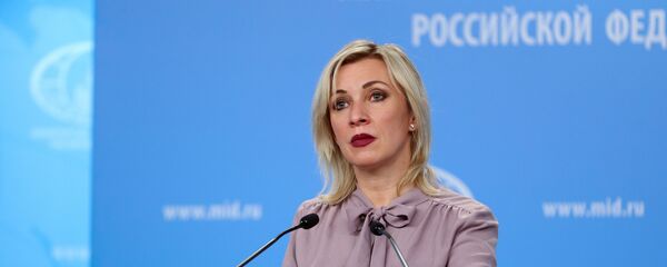 Официальный представитель Министерства иностранных дел России Мария Захарова во время брифинга, фото из архива Официальный представитель Министерства иностранных дел России Мария Захарова во время брифинга, фото из архива - Sputnik Азербайджан