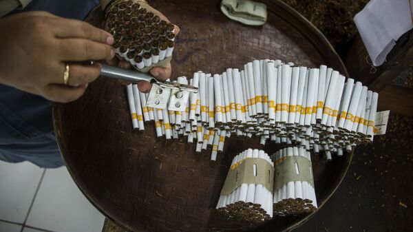  Заводы по производству табачной продукции, фото из архива - Sputnik Азербайджан