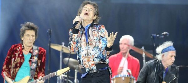 Группа Rolling Stones впервые за 8 лет записала новую песню Группа Rolling Stones впервые за 8 лет записала новую песню - Sputnik Азербайджан