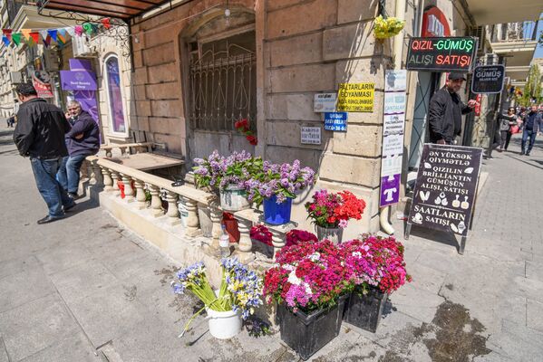 Цветочный магазин в Баку - Sputnik Azərbaycan