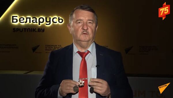 Заслуженный артист Беларуси поделился семейной историей - Sputnik Азербайджан