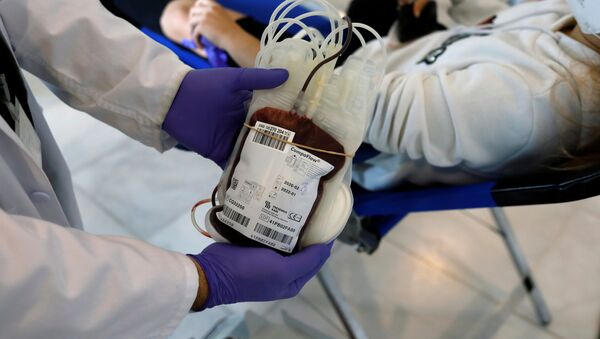 Пакет с человеческой кровью, фото из архива - Sputnik Азербайджан