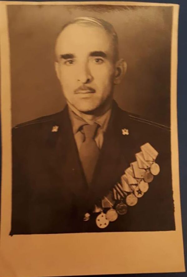 Баку был в надежных руках: сын ветеранов рассказал о боевом пути своих родителей - Sputnik Азербайджан
