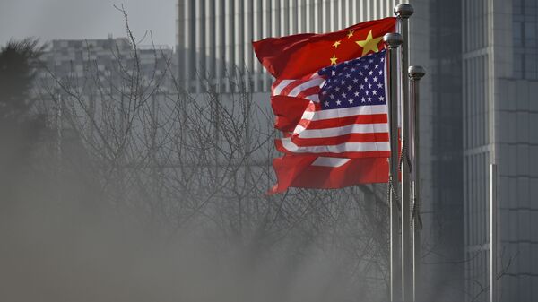 Флаги США и Китая, фото из архива - Sputnik Азербайджан