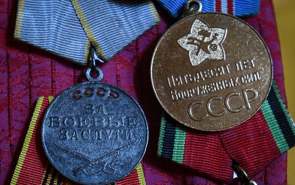Медали супругов-ветеранов - Sputnik Азербайджан