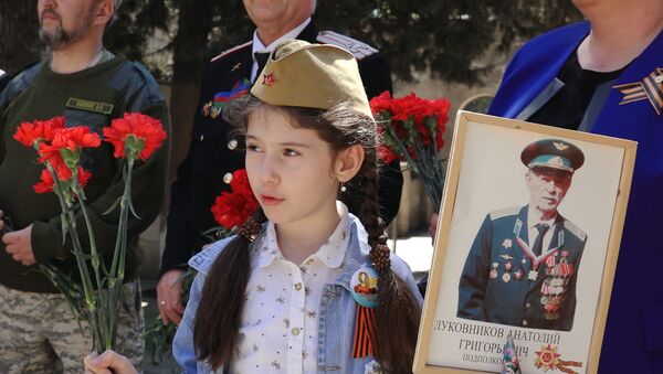 Вопреки всему: в Баку почтили память погибших в Великой Отечественной войне  - Sputnik Азербайджан