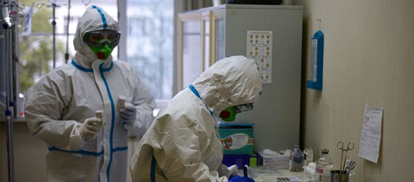 Врачи в центральной клинической больнице РЖД-Медицина в Москве - Sputnik Азербайджан
