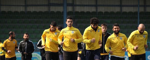 Sabah klubunun futbolçuları məşq zamanı Sabah klubunun futbolçuları məşq zamanı - Sputnik Азербайджан