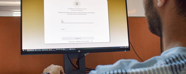 Пользователь сайта e-telebe.edu.az Пользователь сайта e-telebe.edu.az - Sputnik Азербайджан