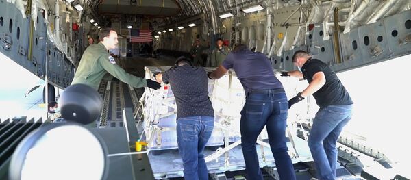 США ответили взаимностью на помощь России в борьбе с коронавирусом  - Sputnik Азербайджан