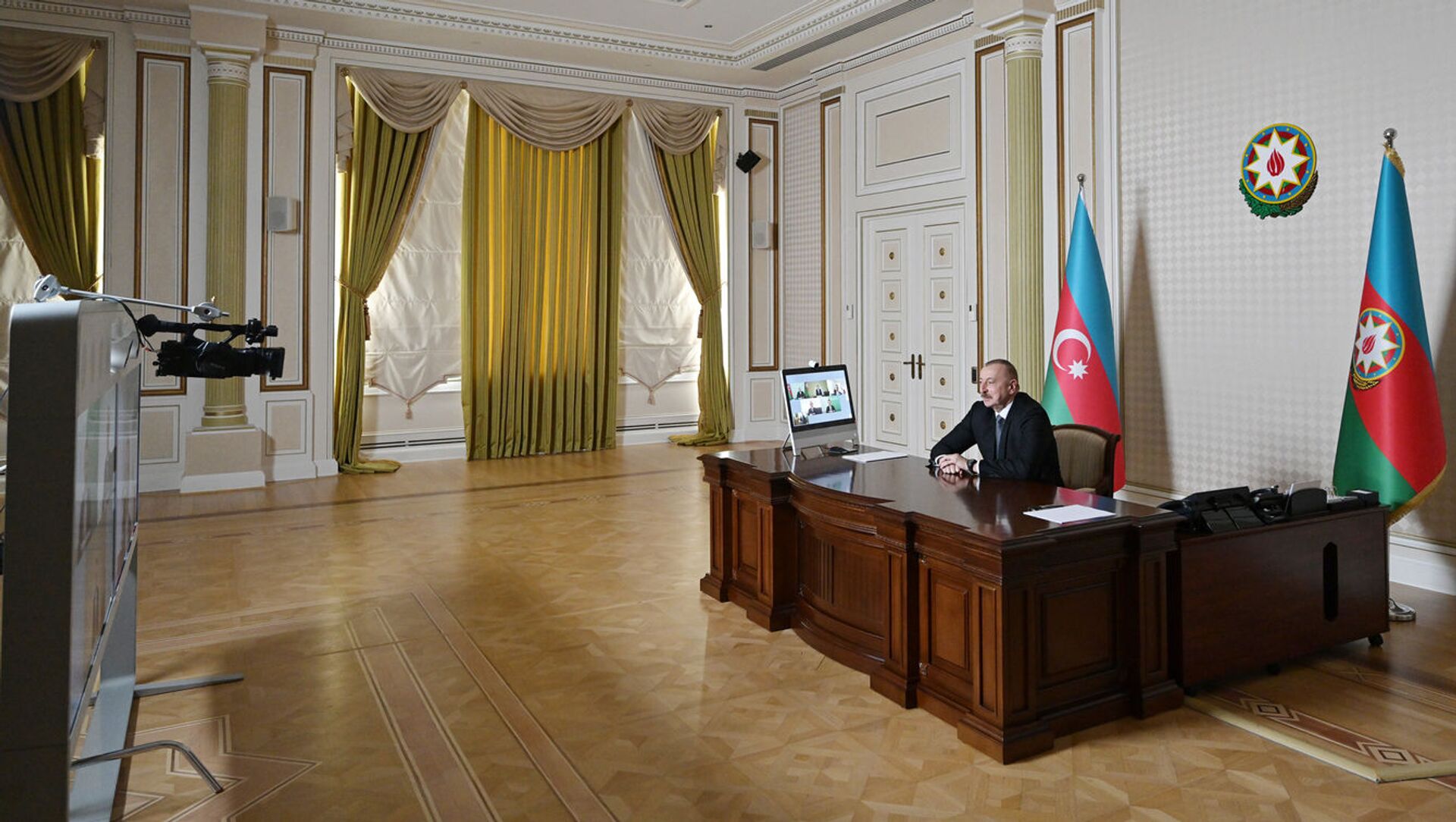 Видеоконференция между президентом Ильхамом Алиевым и руководителями компании Signify  - Sputnik Азербайджан, 1920, 26.02.2021