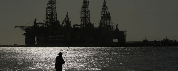 Нефтяная платформа, фото из архива - Sputnik Азербайджан