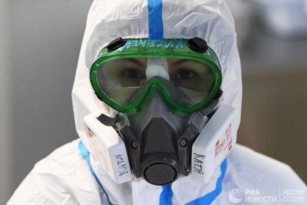 Россия сегодня запускает всенародную акцию в поддержку врачей Россия сегодня запускает всенародную акцию в поддержку врачей - Sputnik Азербайджан
