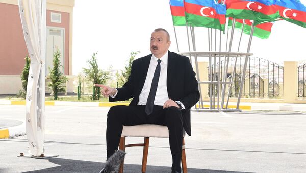 Prezidenti İlham Əliyev “Qobu Park-3” yaşayış kompleksinin açılışında - Sputnik Azərbaycan