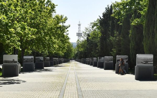 Выставка Исторические фотографии Бакинского бульвара в Приморском национальном парке  - Sputnik Азербайджан