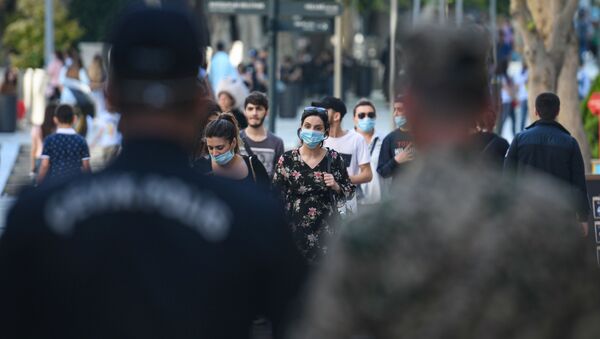 Баку за день до ужесточения карантинного режима - Sputnik Azərbaycan