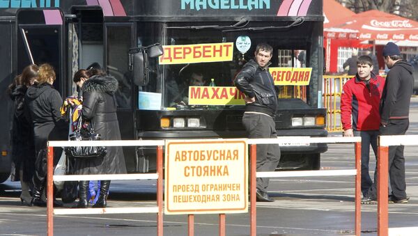 Стоянка междугородных автобусов, фото из архива - Sputnik Azərbaycan