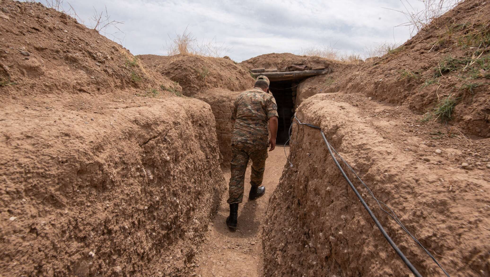 Акоп или окоп. Армянский опорный пункт. Опорные пункты вс Армении. Тоннель в Карабахе. Маскировка и организация войск связи на Карабахе.