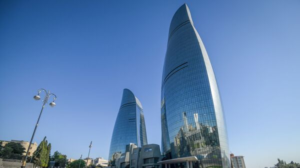 Вид на Пламенные башни в Баку - Sputnik Азербайджан