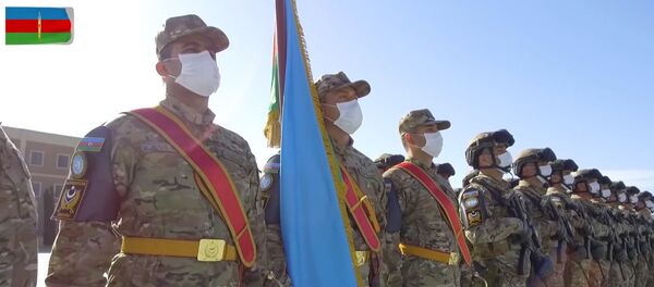 Кадры с тренировки азербайджанских военных перед парадом в Москве Кадры с тренировки азербайджанских военных перед парадом в Москве - Sputnik Азербайджан