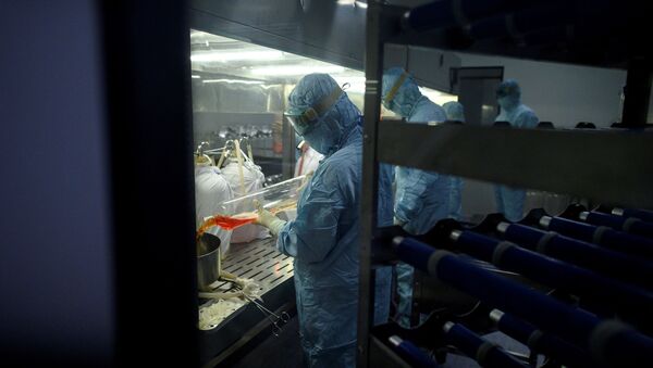 Ученые пытаются разработать вакцину от коронавируса, фото из архива - Sputnik Azərbaycan