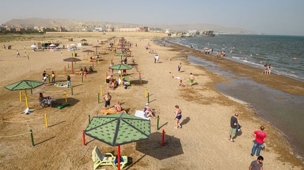 Пляж в Баку, фото из архива - Sputnik Азербайджан