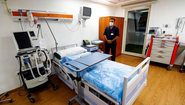 Медицинский работник в больнице - Sputnik Azərbaycan