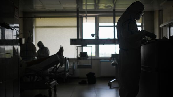 Медицинские работники в госпитале COVID-19 в ГКБ №15 имени О. М. Филатова, фото из архива  - Sputnik Azərbaycan